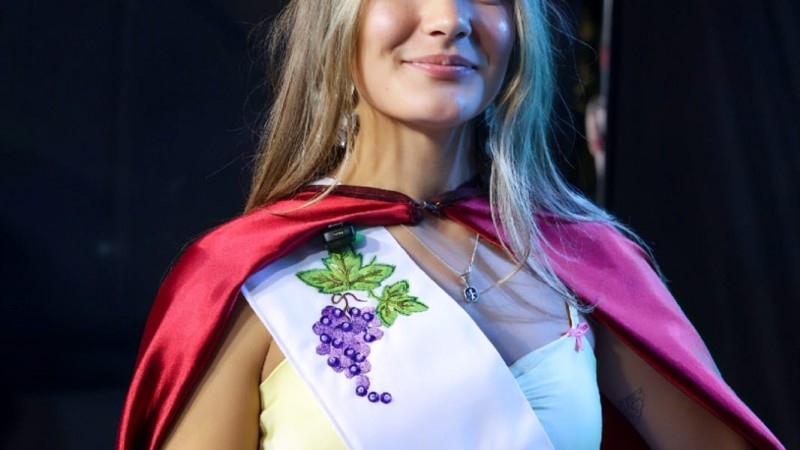 Luján de Cuyo coronó dos nuevas Reinas Distritales